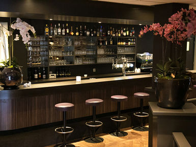 b6 De-Eese-Interieur-Bar_0496