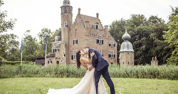 trouwfoto voor slot moermond