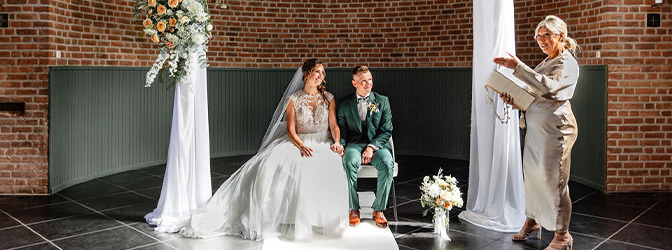 672 x 250 Ceremonie Styled Shoot De Reiskoffer
