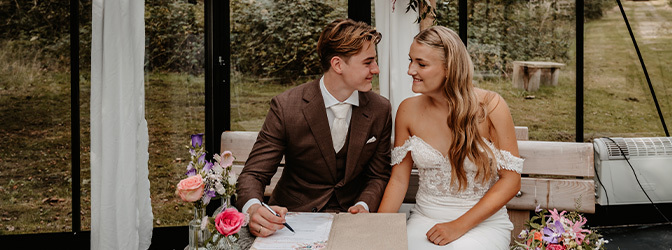 672 x 250 Styled Shoot Bruid en Bruidegom Getuigen