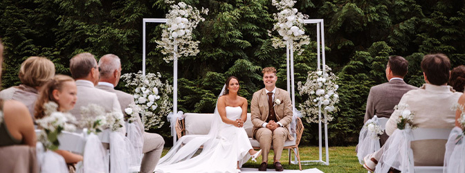 672 x 250 Huis Te Eerbeek Ceremonie Trouwen Styled Shoot