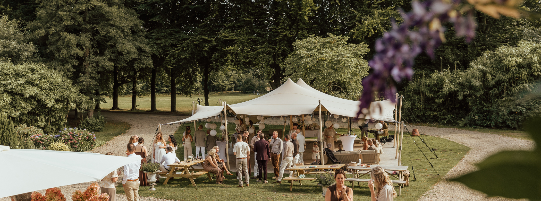 672x250 pixels Stretchtent Huis Te Eerbeek zomer