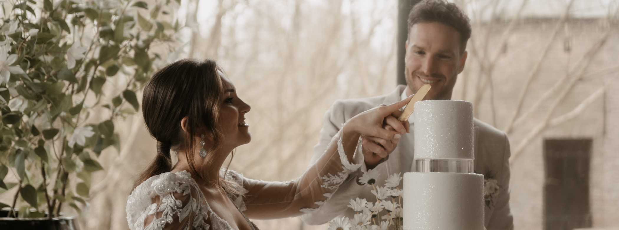 Winterbruiloft taart 672x250 pixels