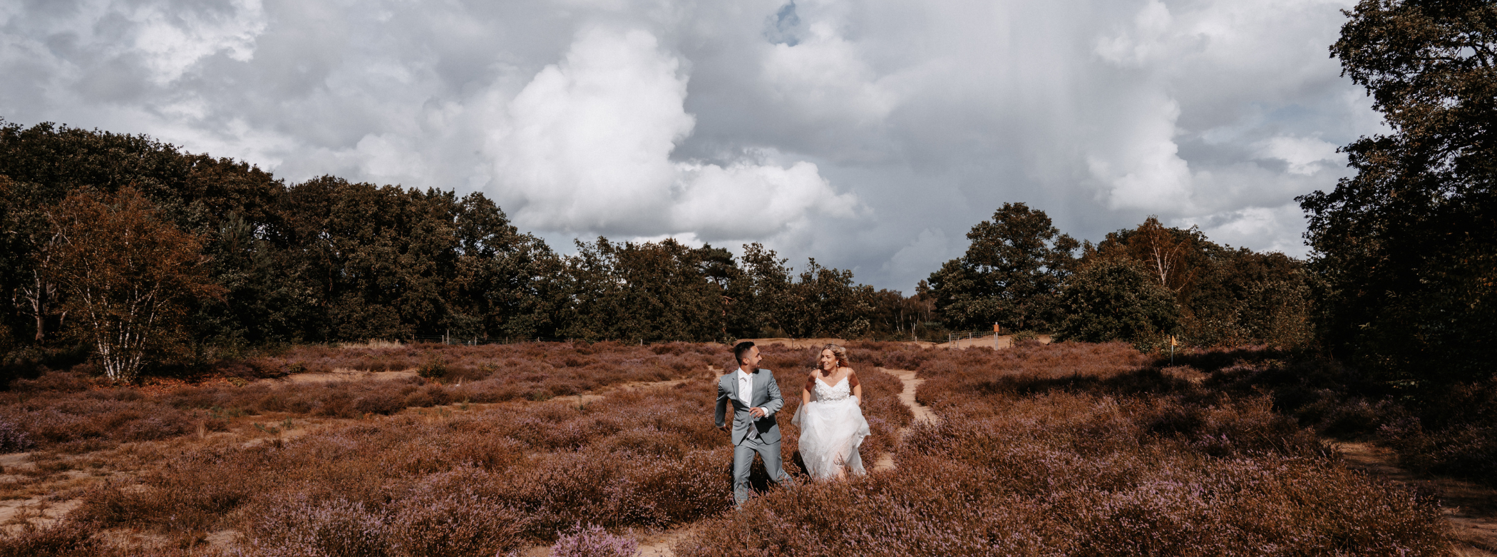 Bruidspaar natuur Zeegser Duinen 672x250