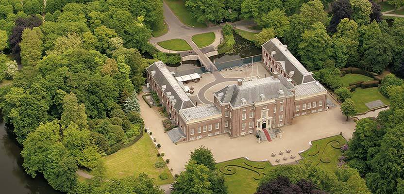 Exterieur van top trouwlocatie Slot Zeist