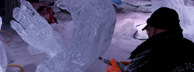 IJssculptuur in de maap