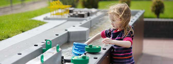 Kind aan het spelen in Madurodam
