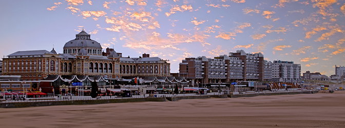 Strand en boulevard van Scheveningen