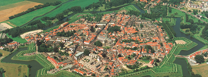Luchtfoto van Vestingstad Hulst